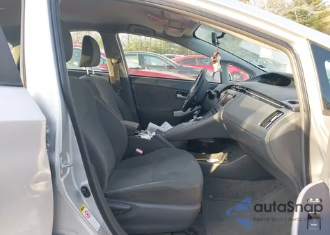 2010 Toyota Prius Iii from USA, damaged, VIN JTDKN3DU2A0145812